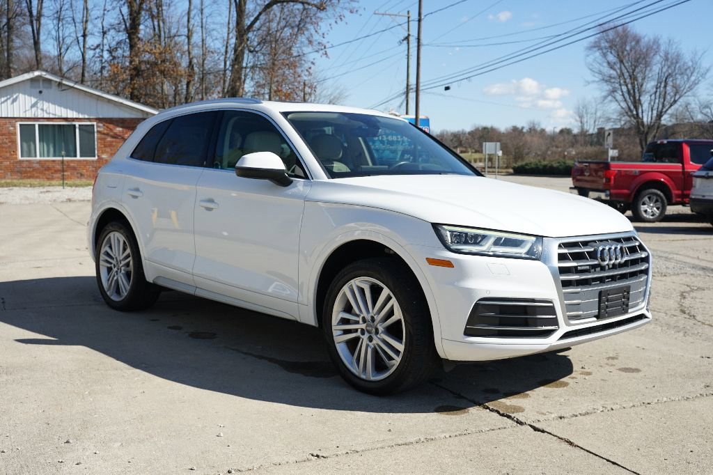 Used 2018 Audi Q5 2.0T Premium Plus w/ Premium Plus Package AWD/4WD image 3