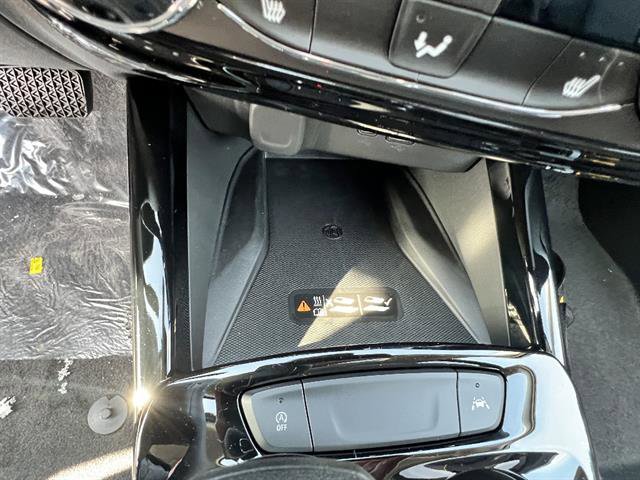 New 2026 Chevrolet Trax ACTIV w/ Sunroof Package image 14