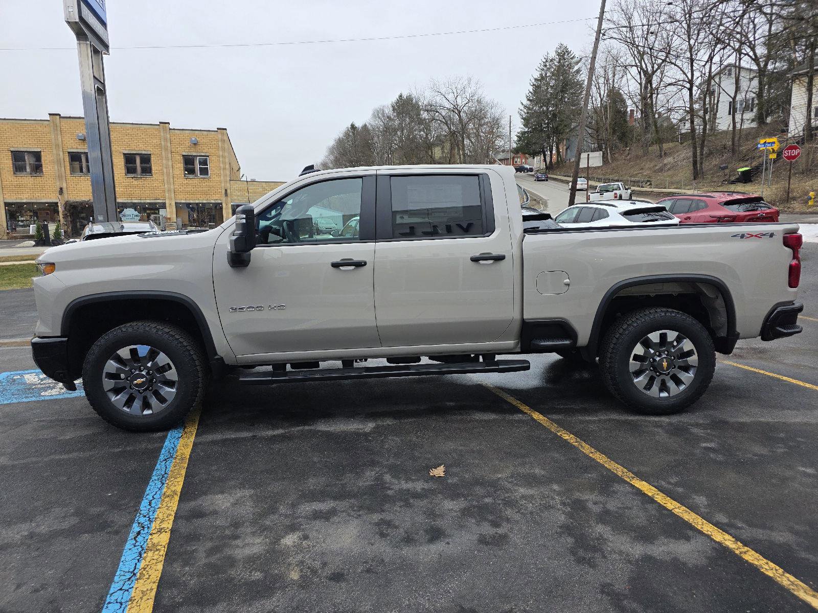 New 2026 Chevrolet Silverado 2500 Custom w/ Custom Value Package image 4