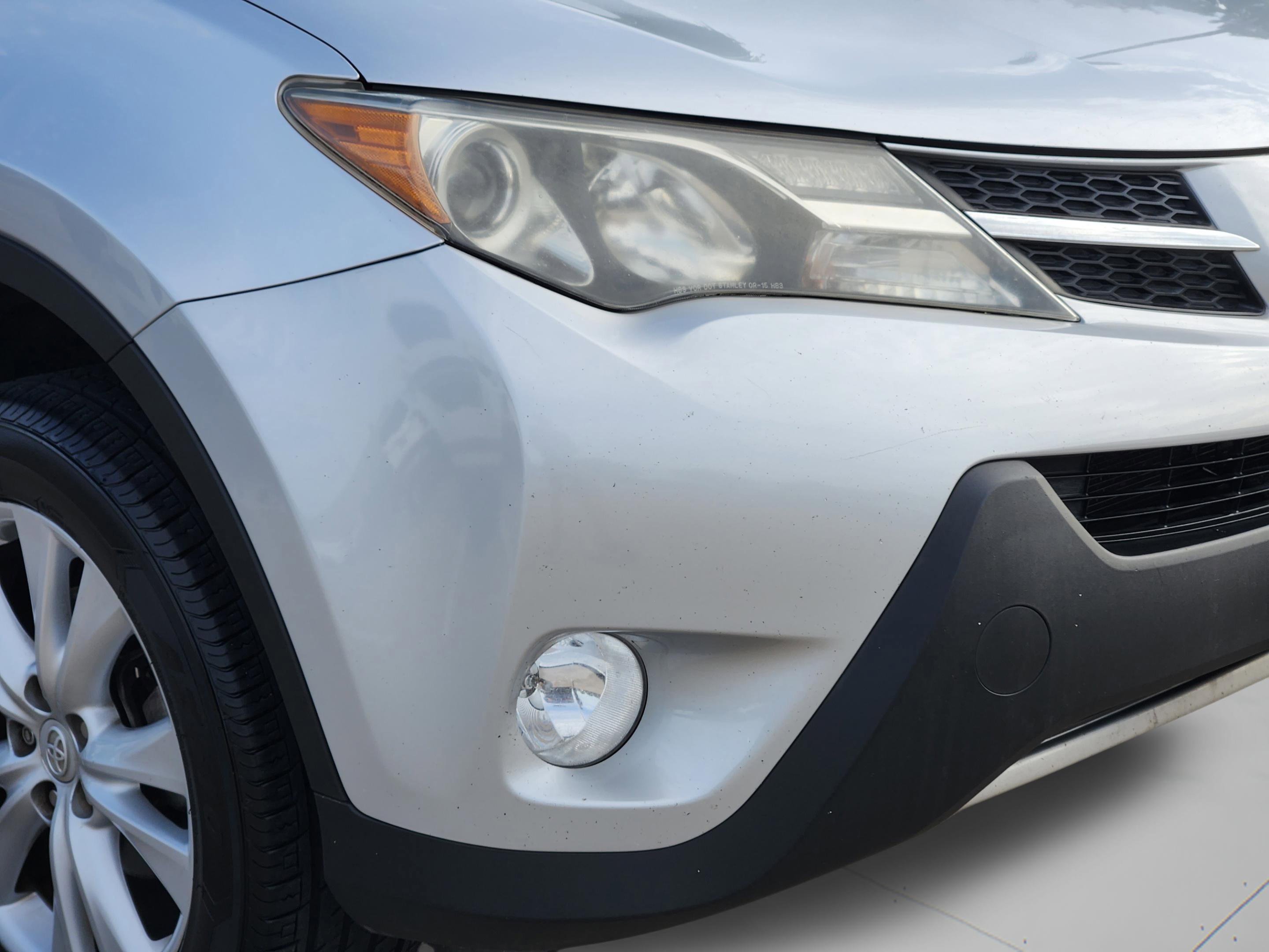 Used 2014 Toyota RAV4 Limited w/ Technology Package FWD image 35