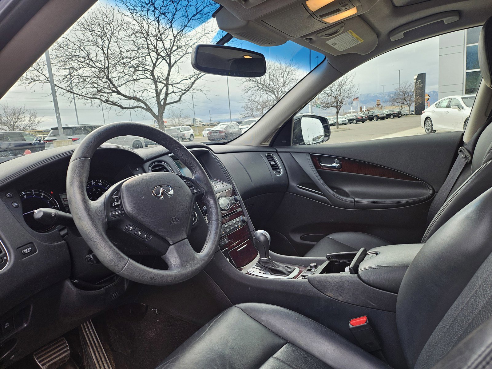 Used 2017 INFINITI QX50 AWD w/ Technology Package image 10