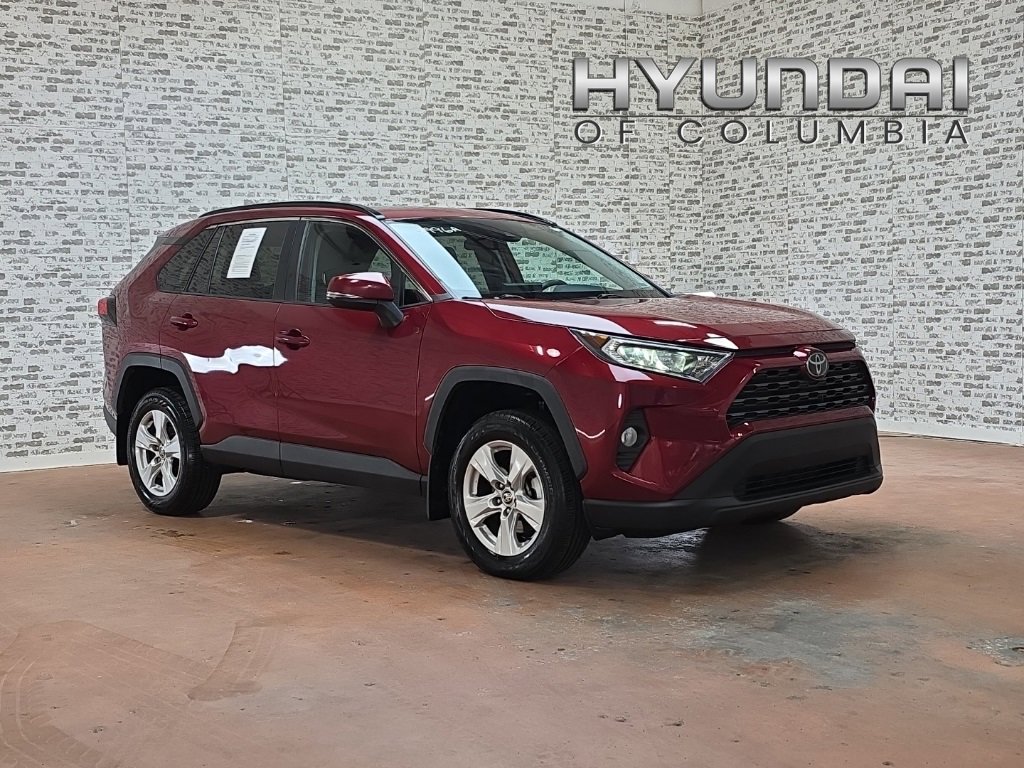 Used 2021 Toyota RAV4 XLE w/ Convenience Package image 1