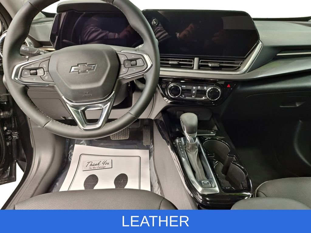 Used 2024 Chevrolet Trax ACTIV w/ Sunroof Package image 15