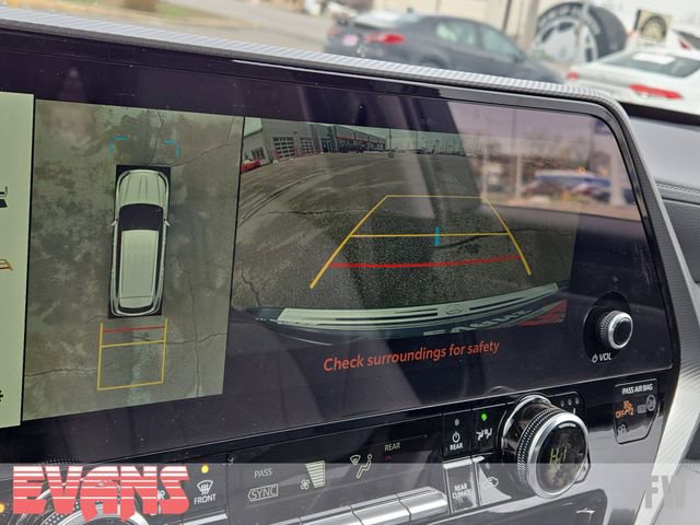 New 2026 Toyota Highlander Platinum image 9