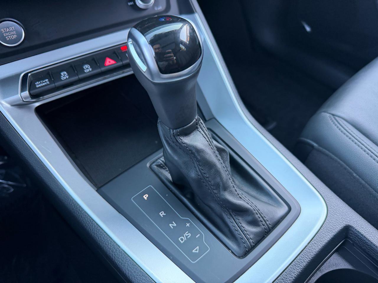 Used 2020 Audi Q3 2.0T Premium image 16