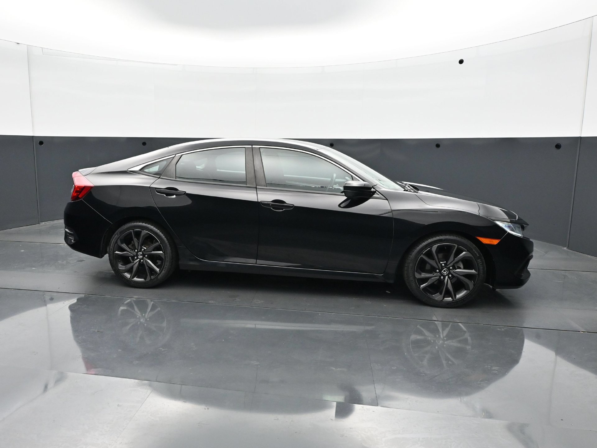 Used 2020 Honda Civic Sport image 8