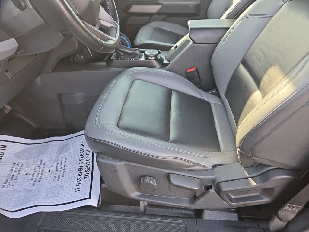 Used 2023 Ford Bronco Black Diamond image 17