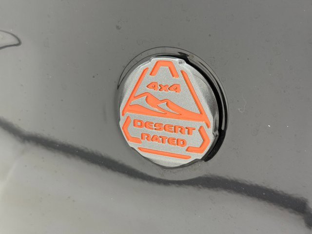 Used 2025 Jeep Gladiator Mojave w/ Convenience Group image 8