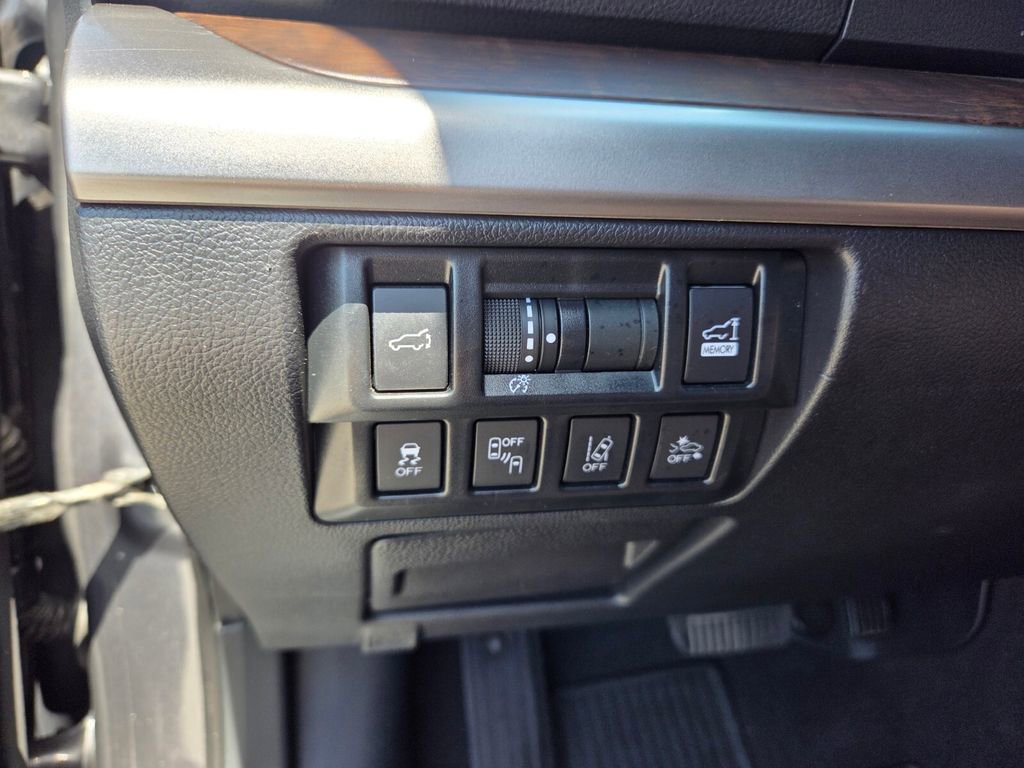 Used 2018 Subaru Outback 2.5i Limited AWD/4WD image 24