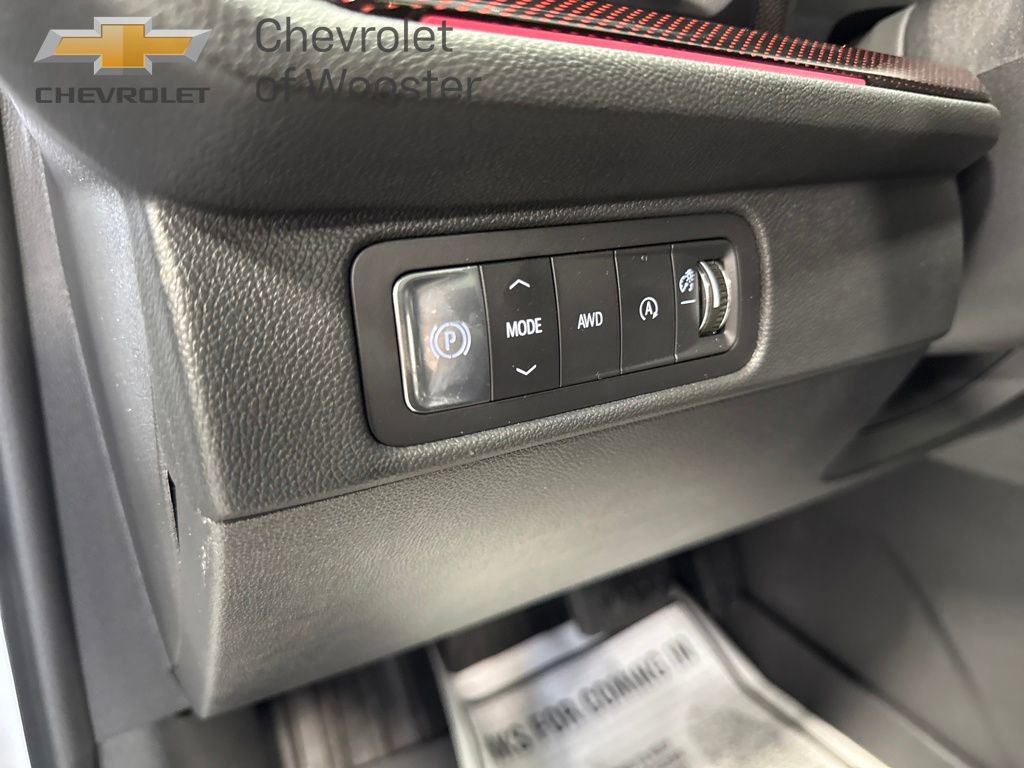 New 2026 Chevrolet Traverse RS w/ LPO, Floor Liner Package image 13