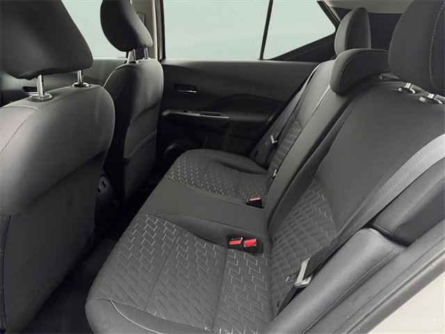 Used 2022 Nissan Kicks SV image 11