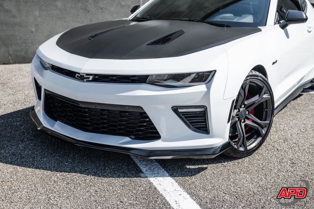 Used 2018 Chevrolet Camaro SS image 19