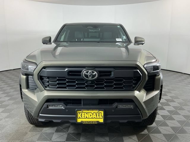 Used 2024 Toyota Tacoma TRD Off-Road w/ TRD Off Road Premium Package AWD/4WD image 2