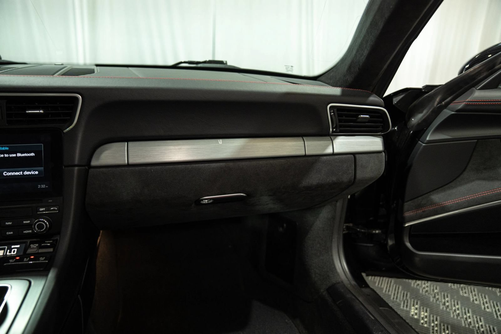 Used 2018 Porsche 911 GT3 RWD image 27