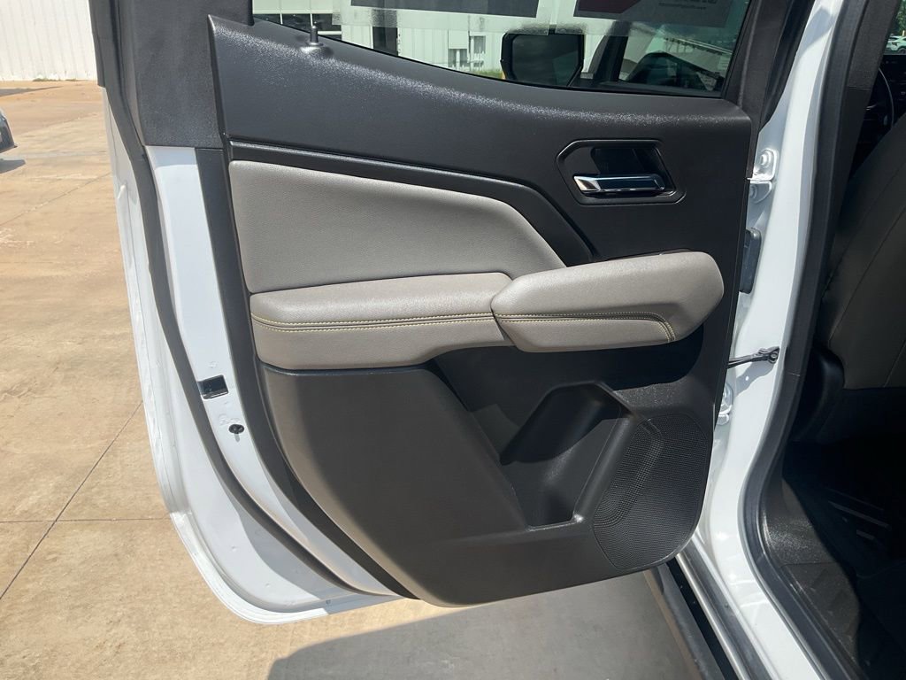 Used 2024 Chevrolet Colorado ZR2 w/ Technology Package image 21