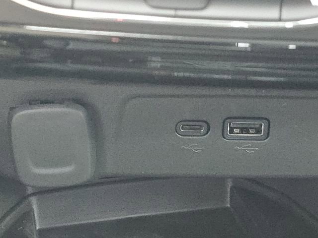 New 2026 Chevrolet Trax ACTIV w/ Sunroof Package image 11