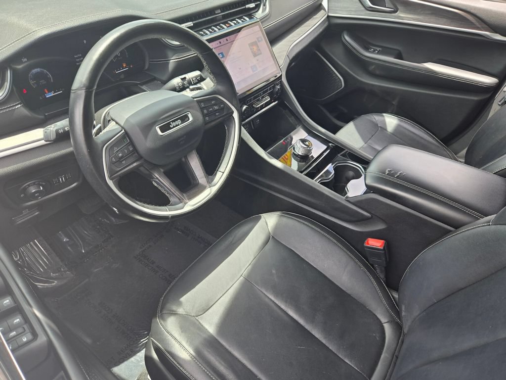 Used 2022 Jeep Grand Cherokee L Limited RWD image 14
