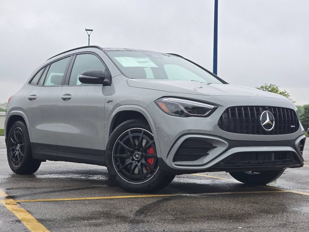 New 2026 Mercedes-Benz GLA 35 AMG 4MATIC image 2