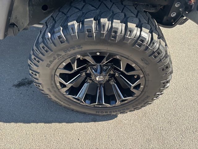 Used 2012 Jeep Wrangler Unlimited Rubicon image 38