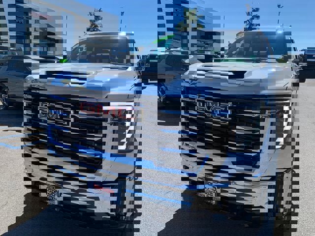 New 2025 GMC Sierra 2500 SLT w/ SLT Convenience Package image 3