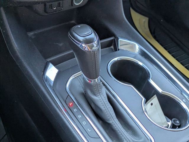 Used 2020 Chevrolet Traverse LT w/ Driver Confidence II Package image 22