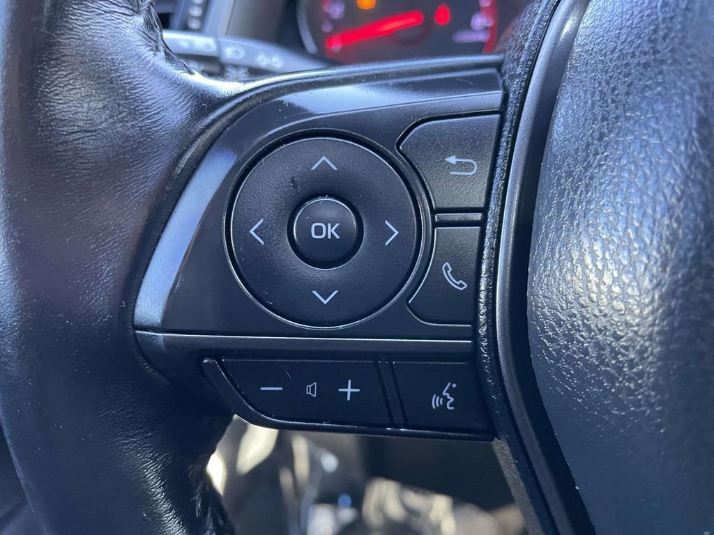 Used 2021 Toyota Camry XSE image 32