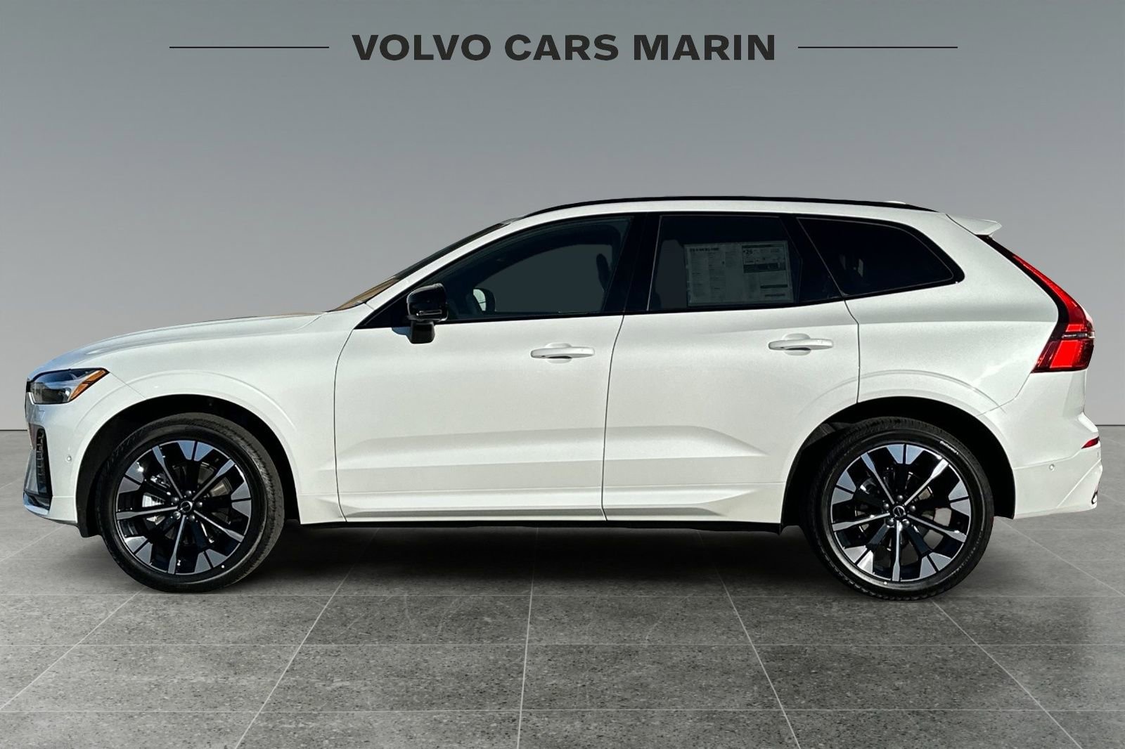 New 2026 Volvo XC60 B5 Plus w/ Protection Package Premier image 5
