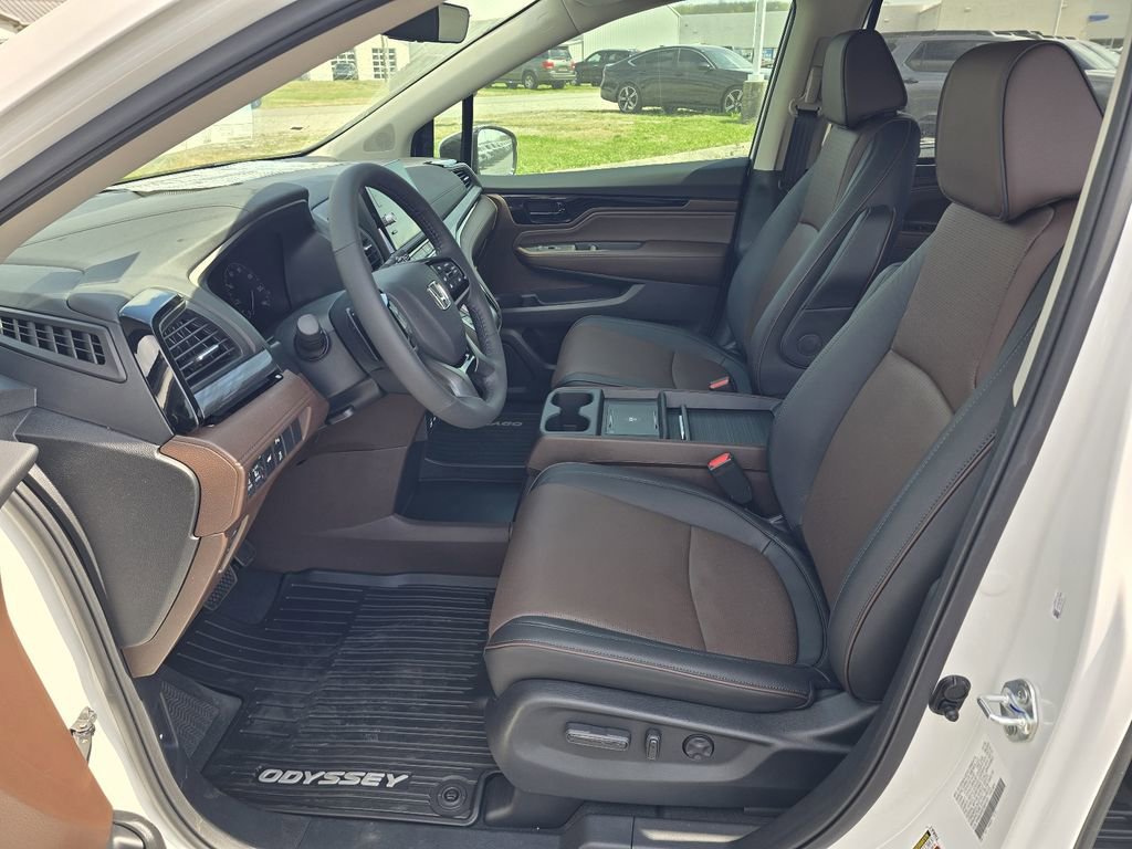 New 2026 Honda Odyssey Elite image 12