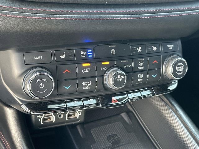 Used 2022 Dodge Durango R/T image 37