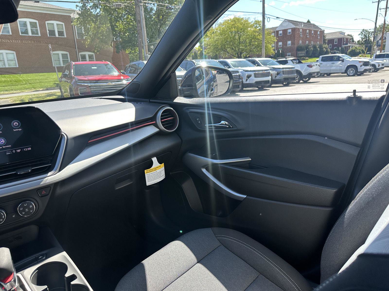 New 2026 Chevrolet Trax RS w/ Sunroof Package FWD image 15