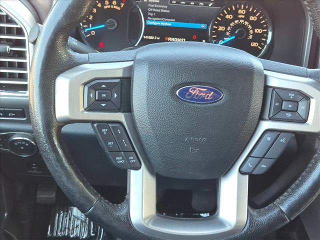 Used 2016 Ford F150 Platinum w/ Equipment Group 701A Luxury AWD/4WD image 22