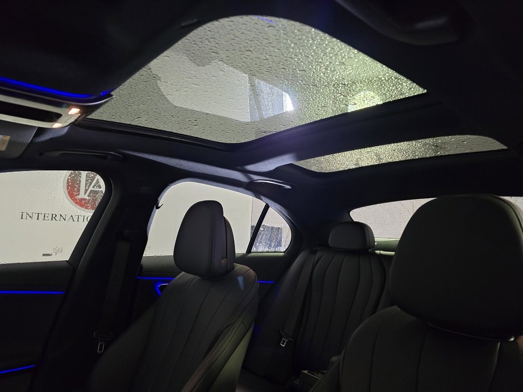 Used 2026 Mercedes-Benz E 350 4MATIC Sedan image 12