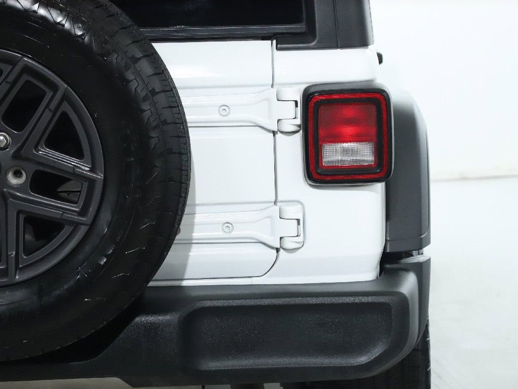 Used 2025 Jeep Wrangler Sport S image 45