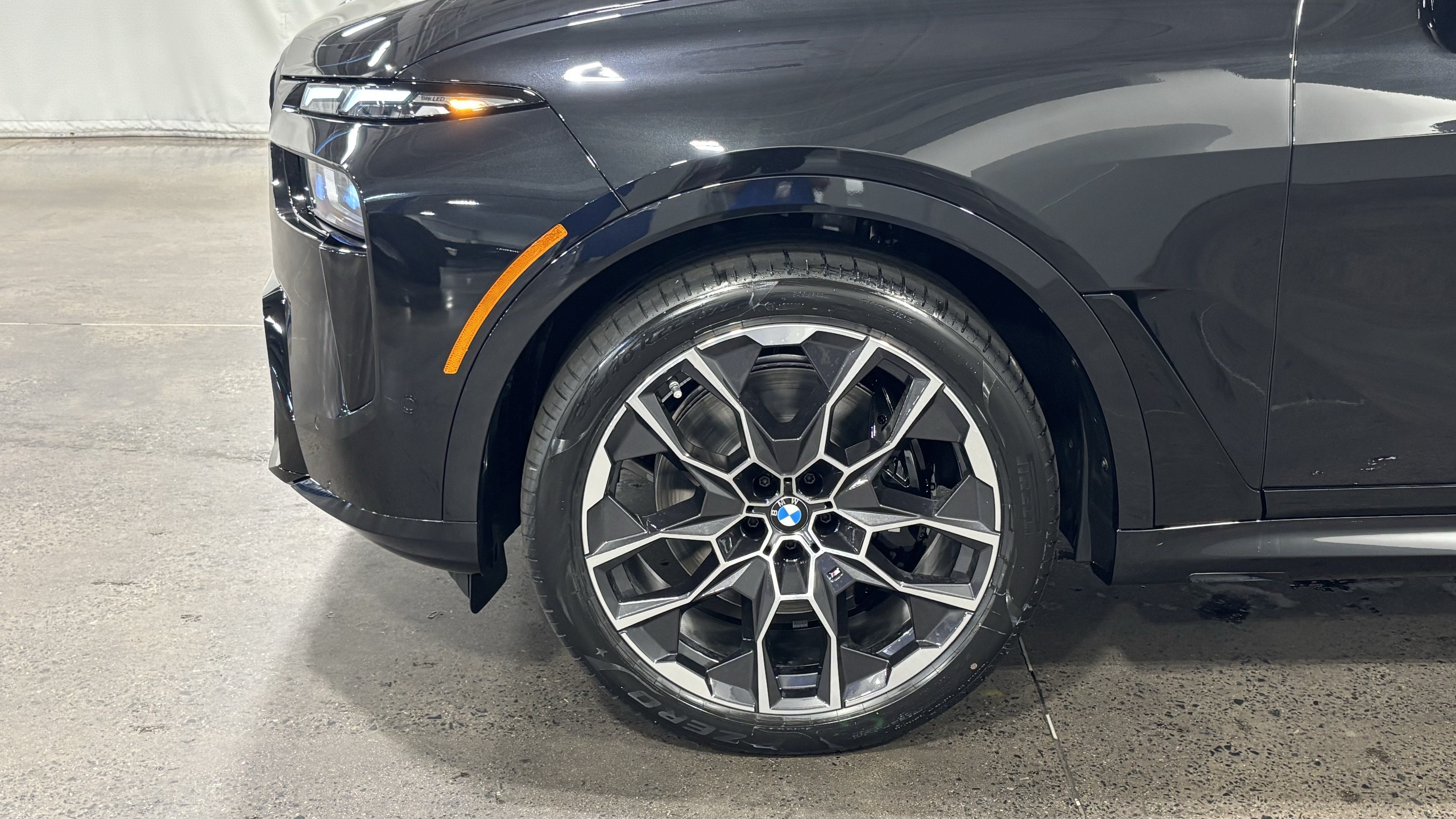 New 2027 BMW X7 M60i AWD/4WD image 11