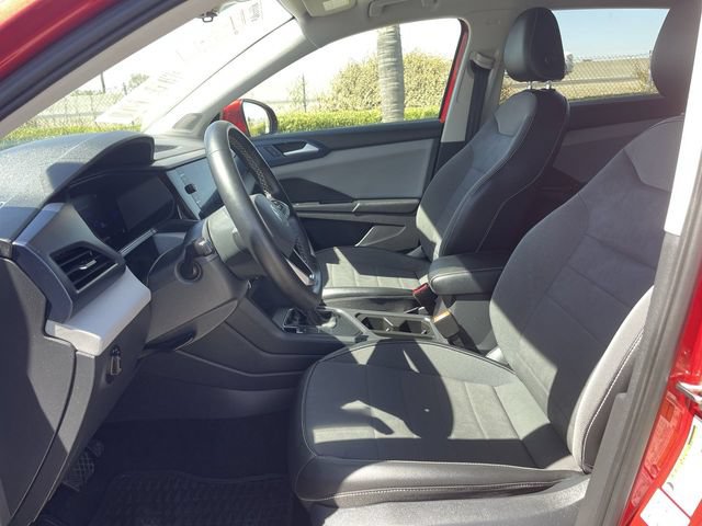 Used 2022 Volkswagen Taos SE FWD image 18