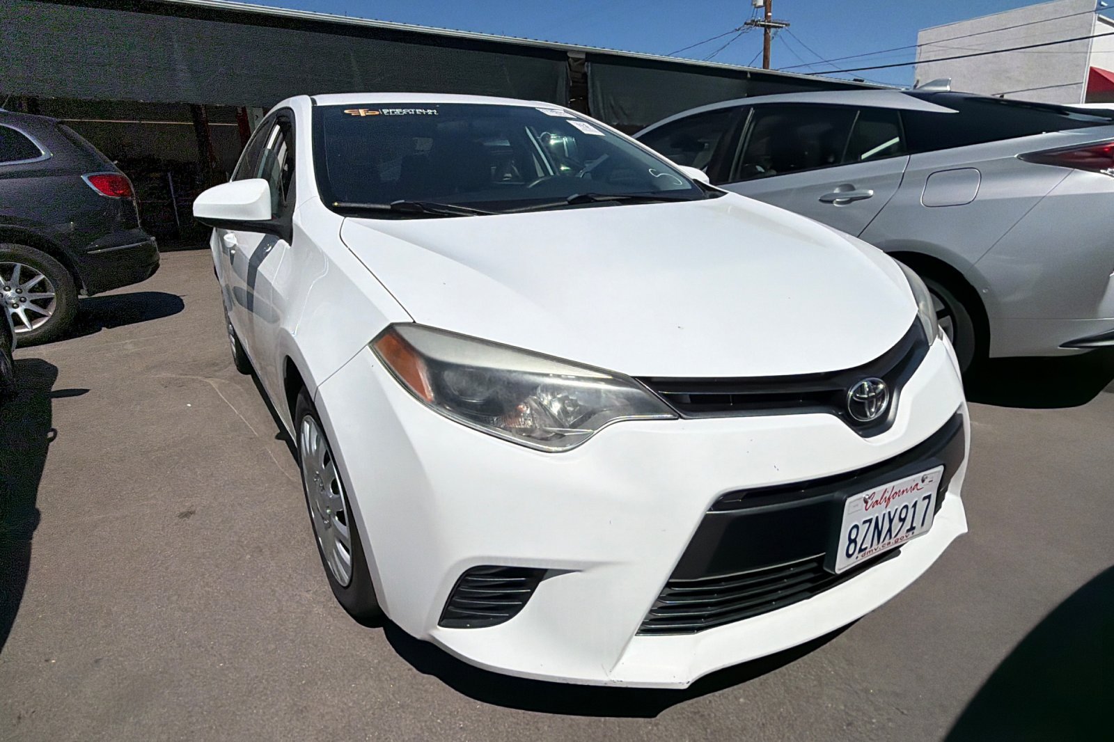 Used 2016 Toyota Corolla LE FWD image 2