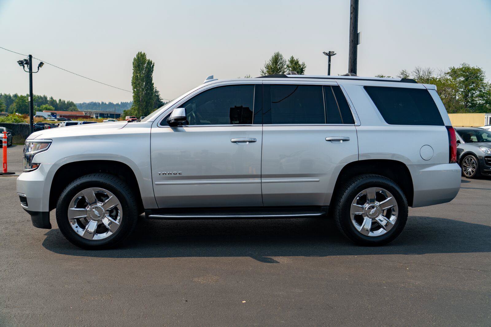 Used 2017 Chevrolet Tahoe Premier w/ Max Trailering Package AWD/4WD image 12