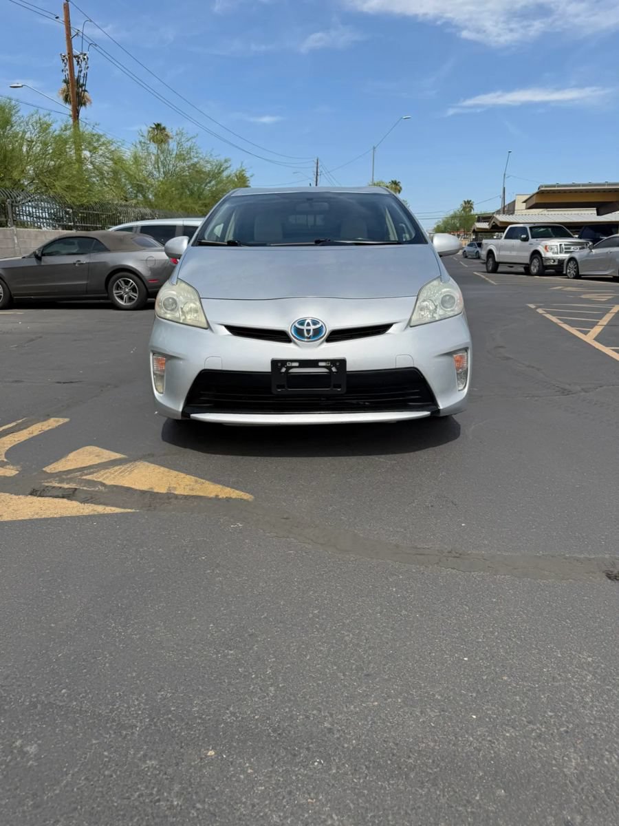 Used 2013 Toyota Prius Three FWD image 2