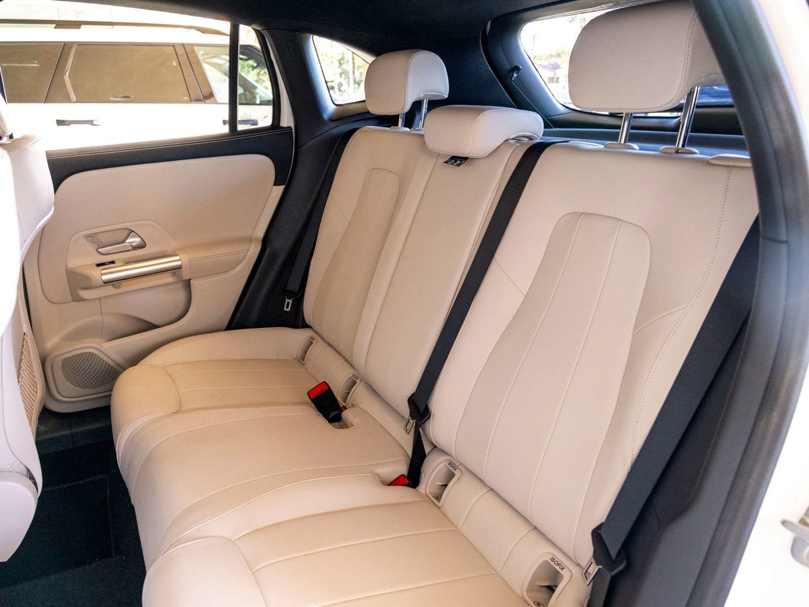 Used 2025 Mercedes-Benz GLA 250 image 29