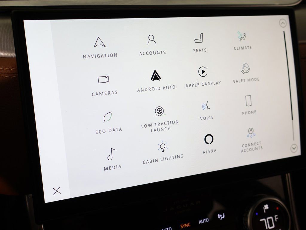 Used 2024 Jaguar XF R-Dynamic SE image 52