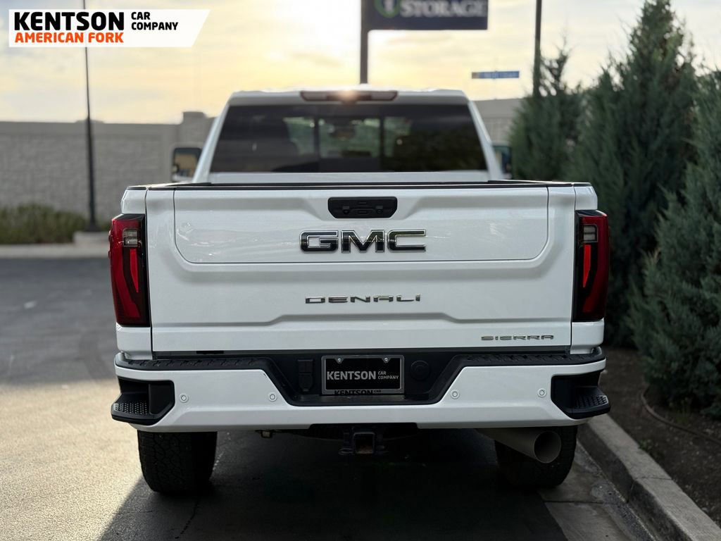 Used 2025 GMC Sierra 3500 Denali Ultimate AWD/4WD image 7