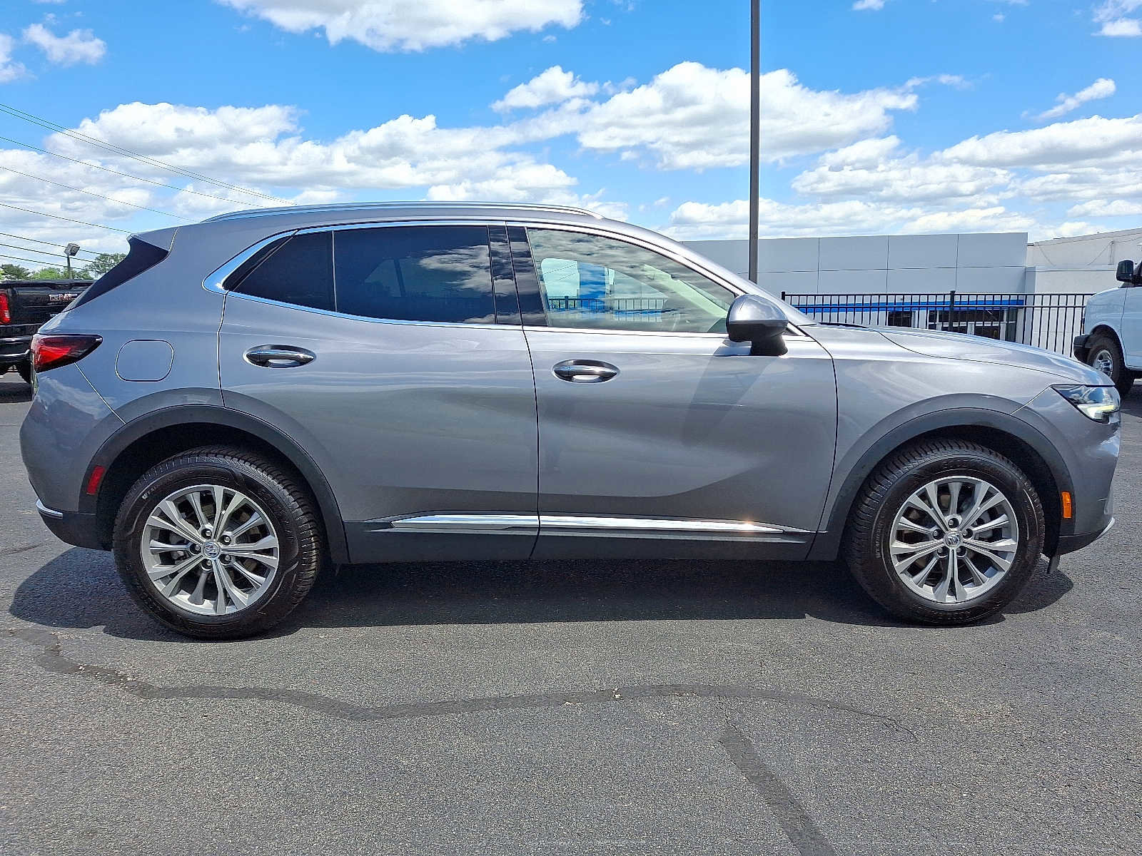 Used 2022 Buick Envision Preferred AWD/4WD image 8