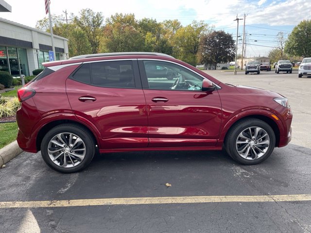 Used 2023 Buick Encore GX Select w/ Sport Touring Package FWD image 6