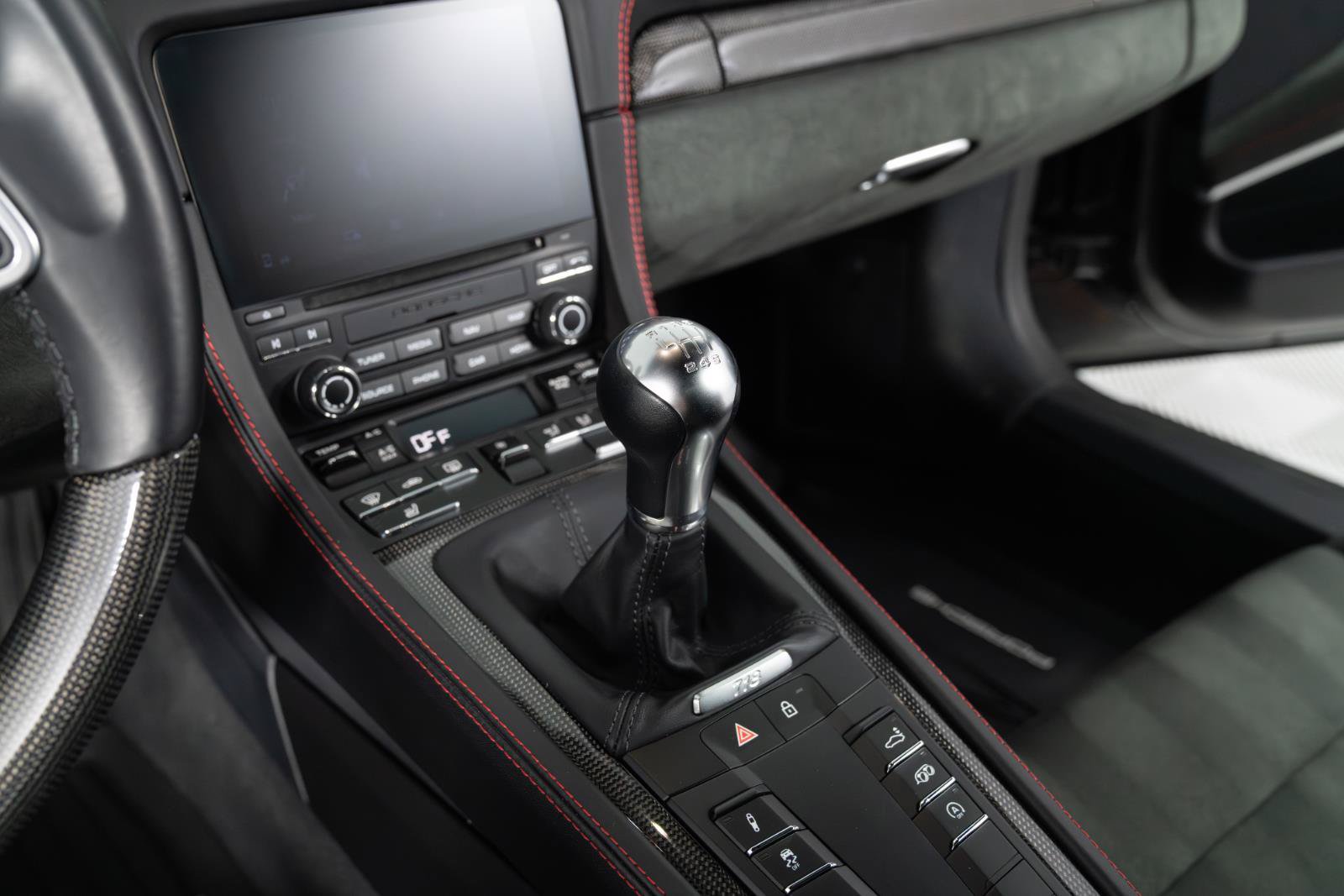 Used 2024 Porsche 718 Cayman GTS RWD image 6