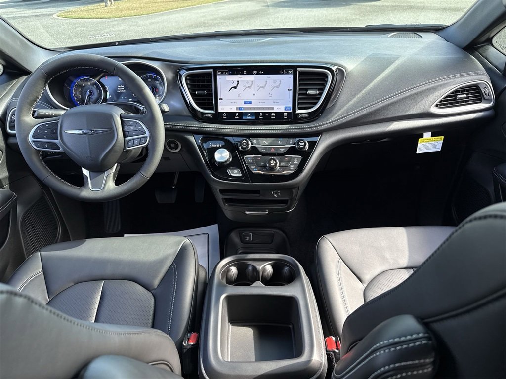 New 2026 Chrysler Pacifica Select image 25