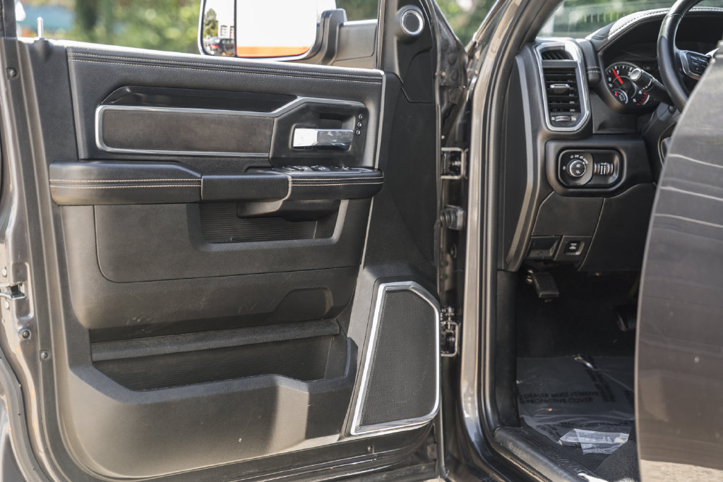 Used 2022 RAM 2500 Laramie AWD/4WD image 38