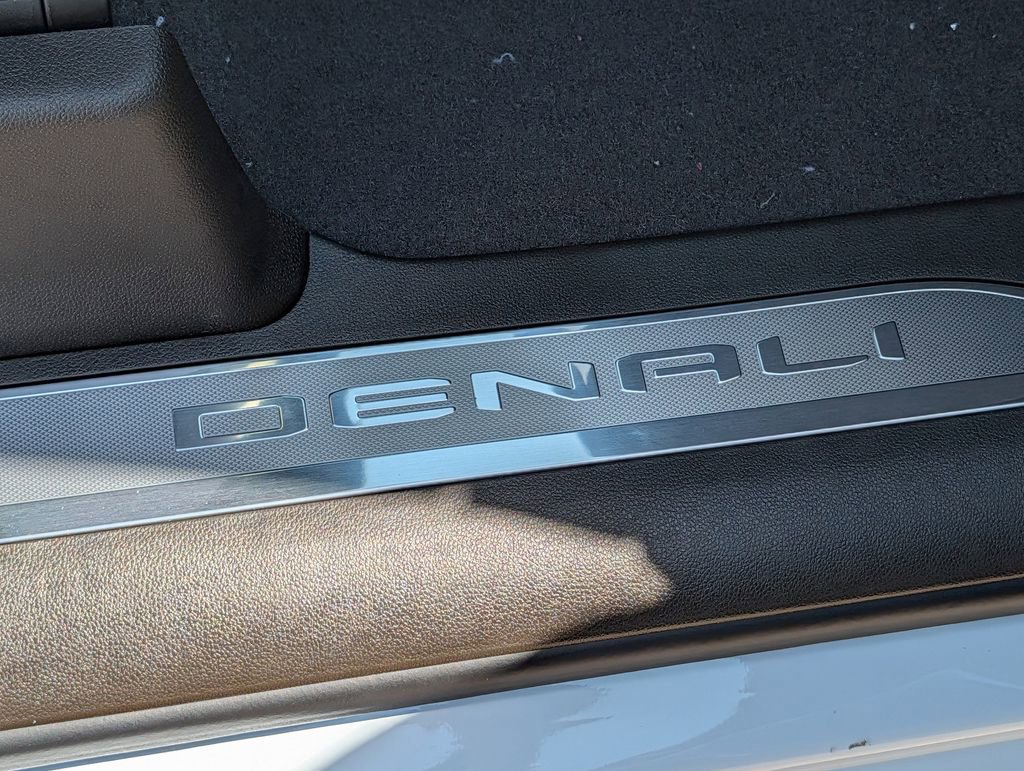 New 2026 GMC Sierra 3500 Denali w/ Denali Reserve Package AWD/4WD image 28
