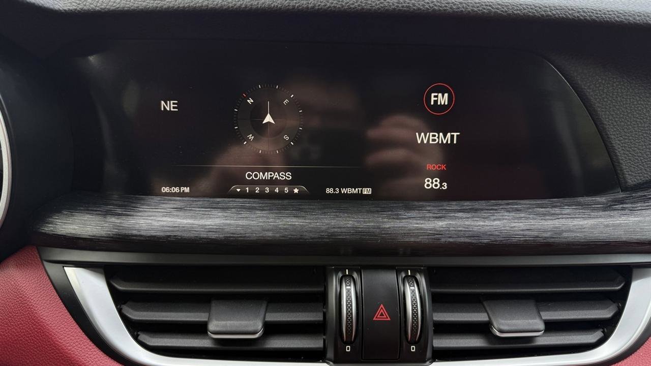 Used 2019 Alfa Romeo Stelvio AWD image 50