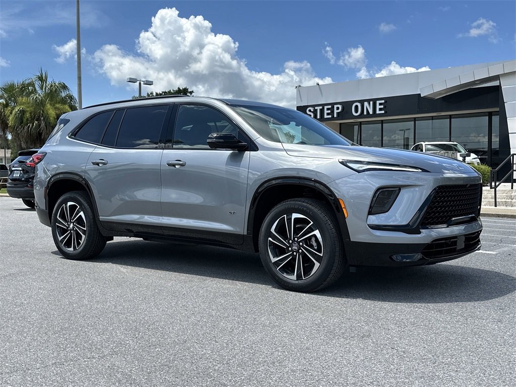 New 2025 Buick Enclave Sport Touring w/ Power Package image 10