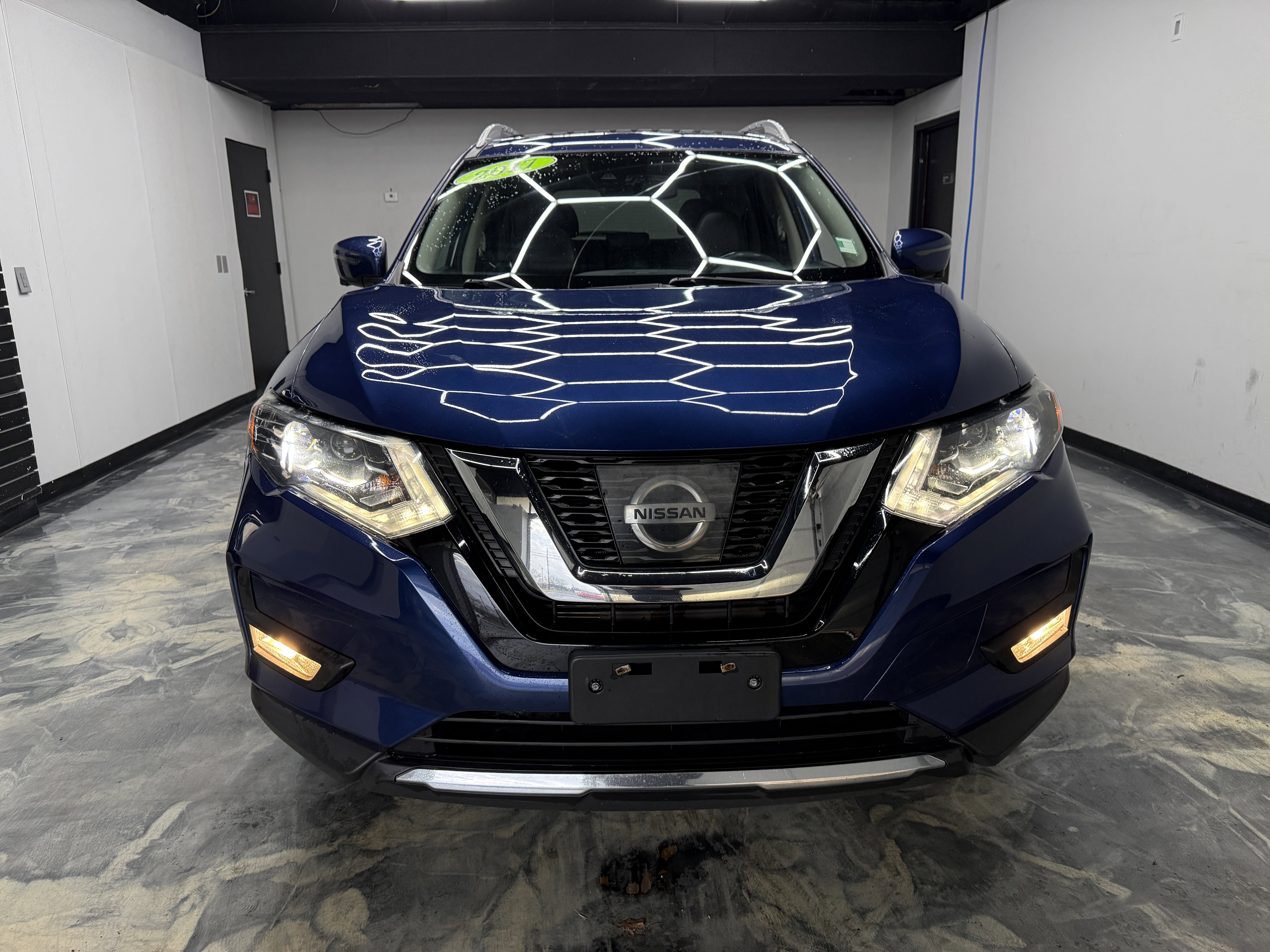 Used 2017 Nissan Rogue AWD image 7